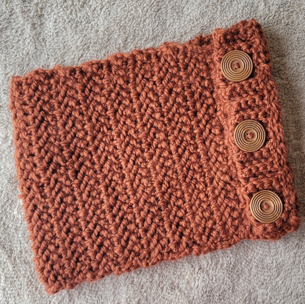 Chunky Cowl in Rust - Hand crocheted